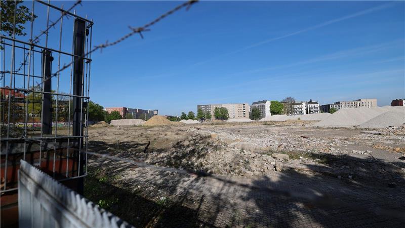 Ursprünglich sollten auf dem Holsten-Areal bereits 2020 die ersten Wohnungen bezugsfertig sein.