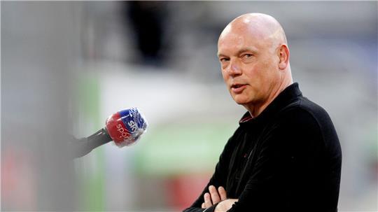 Uwe Rösler ist Kandidat beim VfL Bochum. (Archivbild)