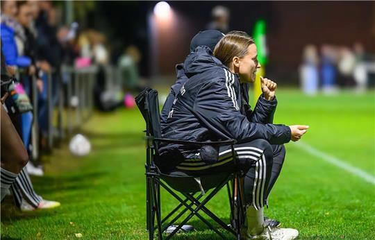 VSV-Trainerin Alina Schuldt sah beim 1:5 einen "Totalausfall" der Hedendorferinnen.