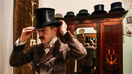 Valerio Bonanno trägt am liebsten Kleidung aus der Zeit um 1900.