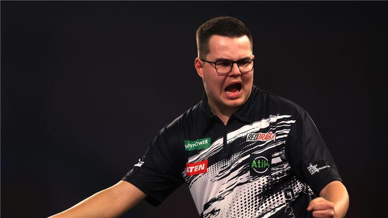 Van Veen jubelt im Duell mit Humphries.