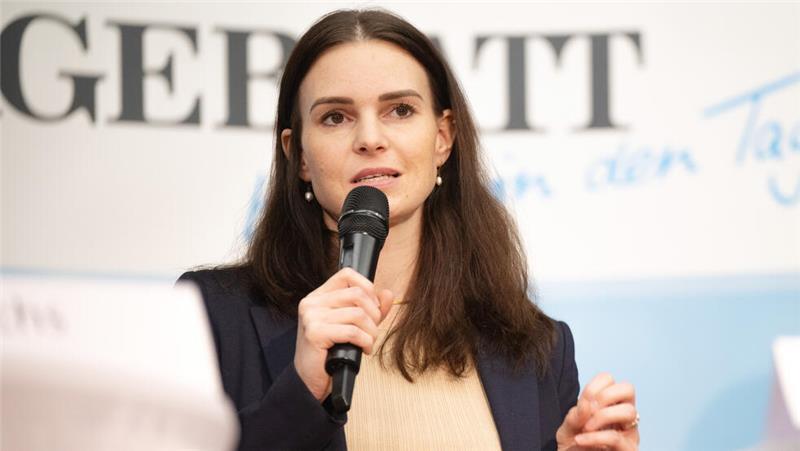 Krieg und Frieden: So positionieren sich die Bundestagskandidaten Vanessa Zobel (CDU) aus Bremervörde.