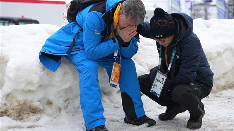 Vater Mychajlo Heraskewytsch (l) zeigte sich über den Ausschluss seines Sohnes erschüttert.