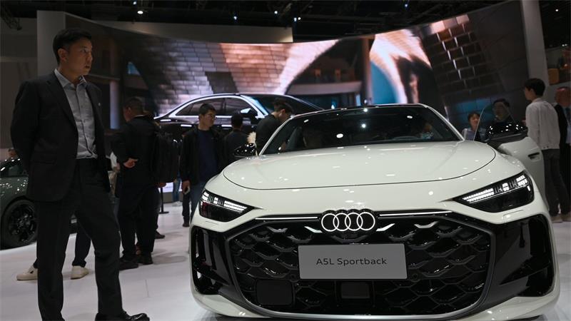 Verband sieht negative Auswirkungen durch Luxussteuer für deutsche Autobauer in China. (Archivbild)