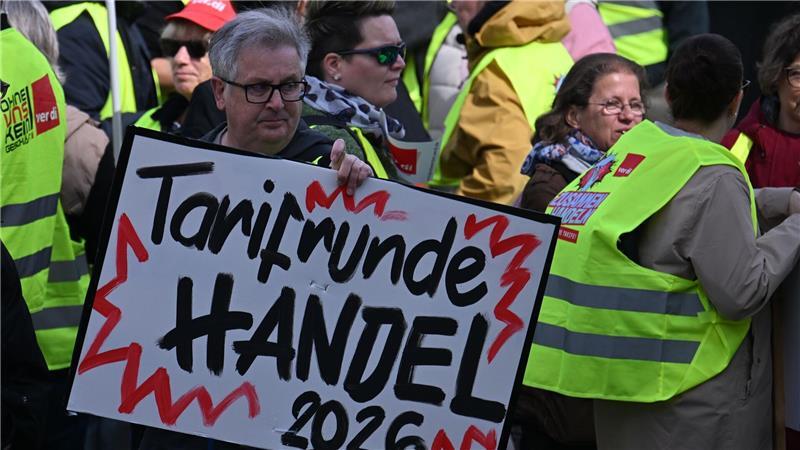 Verdi startet bundesweit Warnstreiks im Handel. 