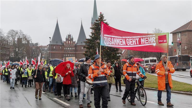 Verdi unterstreicht die Forderungen vor der nächsten Gesprächsrunde mit einem Warnstreik.