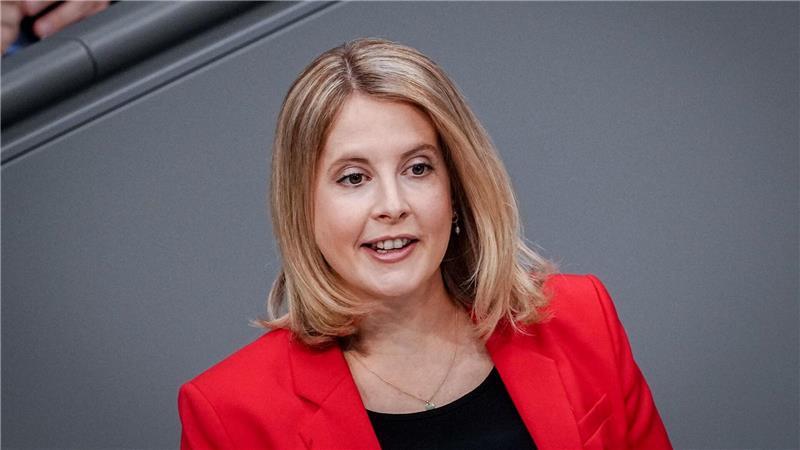 Tempo im Wohnbau: Städte dürfen experimentieren Verena Hubertz, die SPD-Ministerin für Bauwesen, will bezahlbaren Wohnraum schaffen. (Archivfoto)