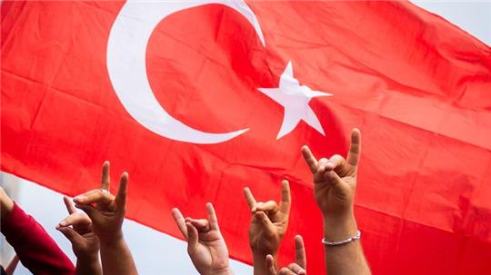Verfassungsschutz sieht Zuwachs bei türkischen Rechtsextremisten in Hamburg  