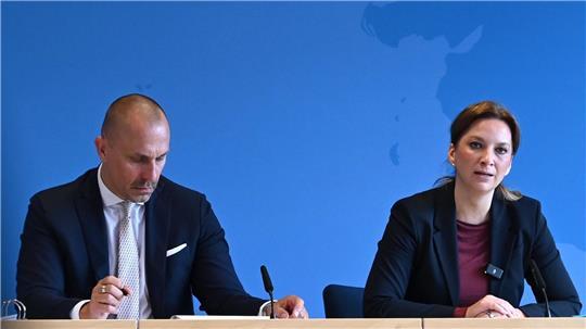 Verfassungsschutz und Landespolizei sollen laut Innenministerin Magdalena Finke (CDU) weiter personell gestärkt werden.