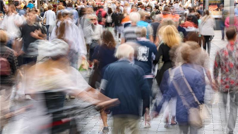 Statistiker: So viele Menschen in Deutschland wie nie zuvor Vergangenes Jahr gab es ein Bevölkerungswachstum in Deutschland, das auf einem Wanderungsüberschuss beruht. (Symbolbild)