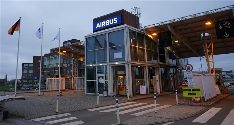 Darum soll bei Airbus die Nachtschicht ausfallen Verhandlungsführerin Lena Ströbele fordert Bewegung bei den Tarifverhandlungen der Metall- und Elektroindustrie. (Archivbild)