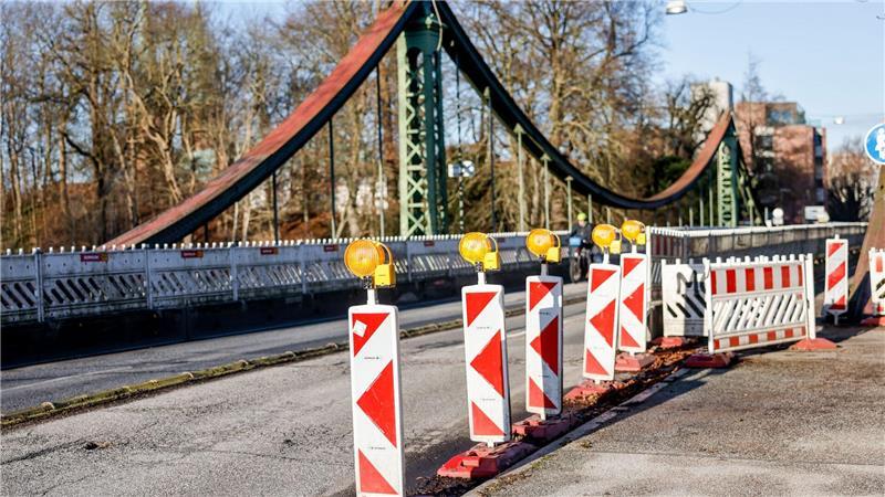 Verkehrsteilnehmer müssen sich auf erhebliche Einschränkungen einstellen. (Archivfoto)