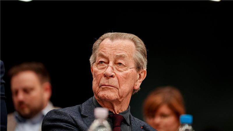 Müntefering fordert Mut bei Sozialreformen Verlangt von der SPD Mut bei Sozialreformen: der Ex-Parteivorsitzende Franz Müntefering. (Archivbild)