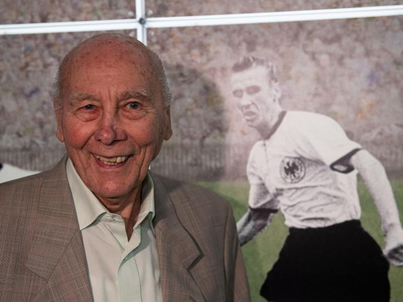 Verstarb im Alter von 89 Jahren als letzter 54er-Weltmeister: Horst Eckel. Foto: Bernd Thissen/dpa