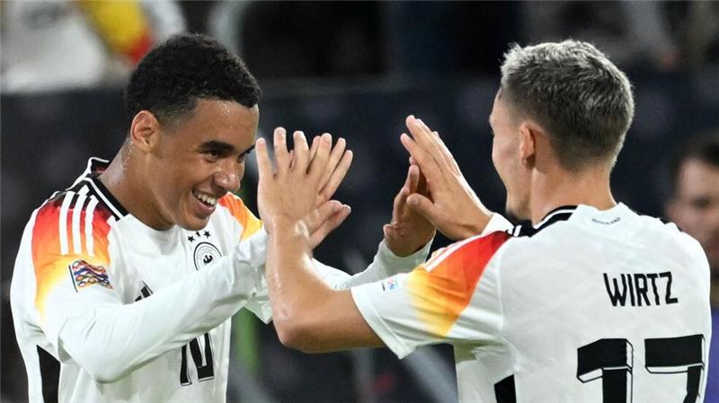 Großes Bayern-Signal vor Leverkusen - Mega-Deal mit Musiala Verstehen sich in der Nationalelf: Bayerns Jamal Musiala und Leverkusens Florian Wirtz verkörpern beide Weltklasse.