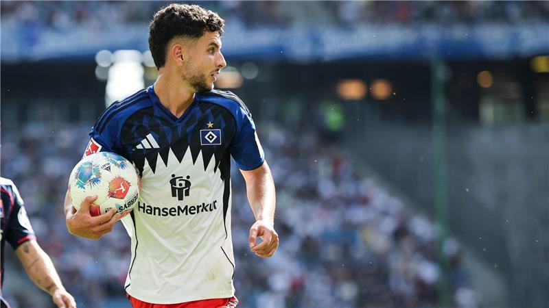 HSV-Trainer Polzin mahnt: Veränderung braucht Zeit Vertrag vorzeitig verlängert: HSV-Spieler Daniel Elfadli