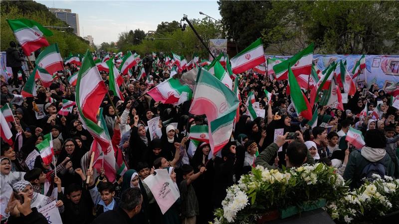 Vertreter aus Teheran haben der Regierung in Washington einen 10-Punkte-Plan für ein dauerhaftes Kriegsende übermittelt. 