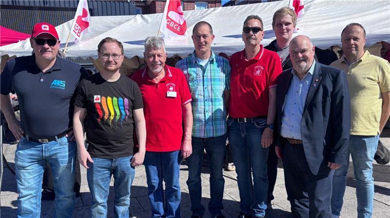 Vertreter der IGBCE sowie von Dow, Olin und AOS.