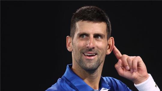Verwandelte gegen den Argentinier Tomas Martin Etcheverry nach 2:28 Stunden seinen ersten Matchball: Novak Djokovic.