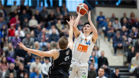 VfL-Basketballer Kerem Baysalli sorgte für die Schlüsselszene eines dramatischen Abends im Sportcampus.