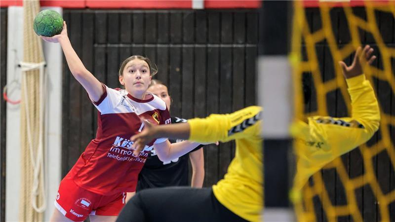Horneburger „Badgirlz“: Nachwuchs kämpft mit großem Verletzungspech VfL-Handballerin Lilly Köpke.