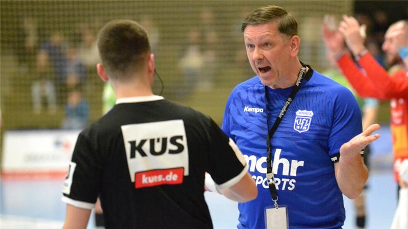VfL-Kapitän Jesper Müller über seinen Trainer Jörg Rademacher: „Er brennt für den Handball. Das überträgt sich auf die Mannschaft.“
