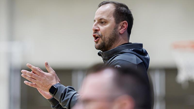 VfL-Trainer Dennis Marinkovic: „Du darfst Selina die Möglichkeit nicht verbauen.“