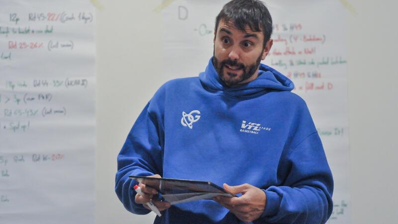 Top-Hinrunde – aber der VfL Stade hat ein mentales Problem VfL-Trainer Joan Rallo Fernández will auch an seinem Coaching arbeiten.