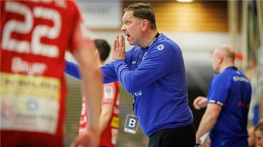 VfL-Trainer Jörg Rademacher warnt vor dem schnellen Umschaltspiel des MTV Großenheidorn.
