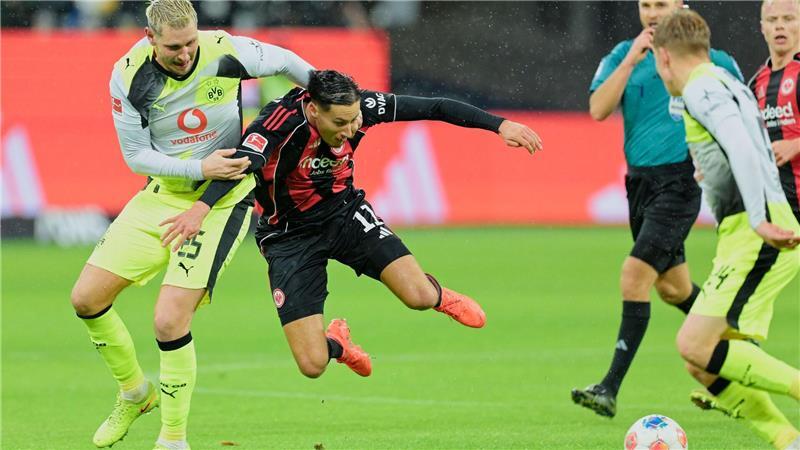 Viel Härte: Ebnoutalib konnte sich gegen den BVB beweisen.