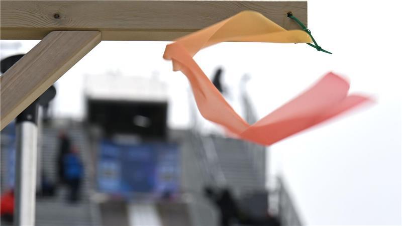 Heftiger Wind sorgt bei WM für Kombinierer-Absage Viel Wind am Granasen Skisenter: Das Kombi-Springen war nicht möglich.