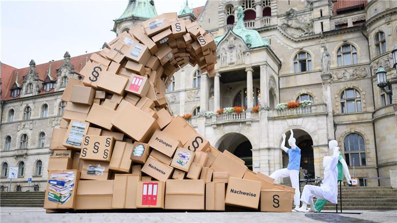 Viele Branchen klagen über bürokratischen Aufwand. (Archivbild)