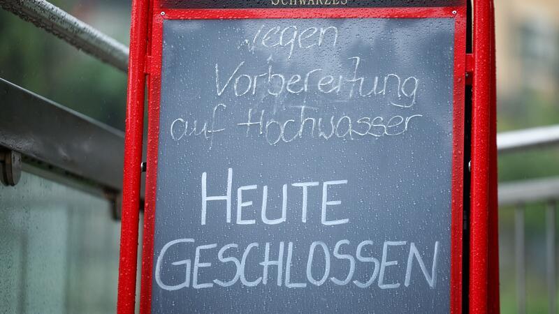 Viele Gastronomiebetriebe müssen wegen der Vorbereitungen aufs Hochwasser geschlossen bleiben.