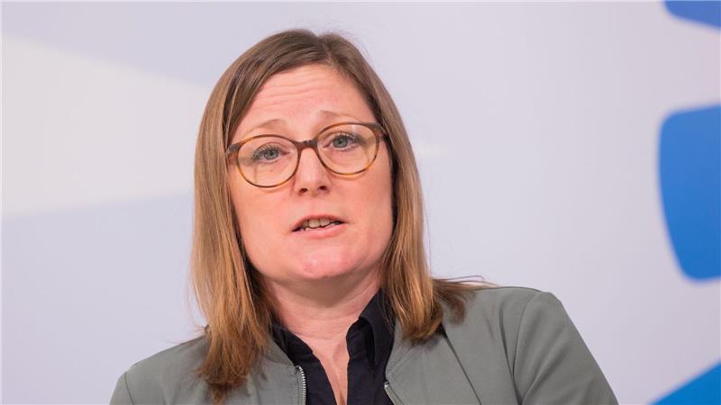 Das „erste Mal“ passiert später - und mit Verhütung Viele Jugendliche begründeten ihre Zurückhaltung damit, den Richtigen noch nicht gefunden zu haben.