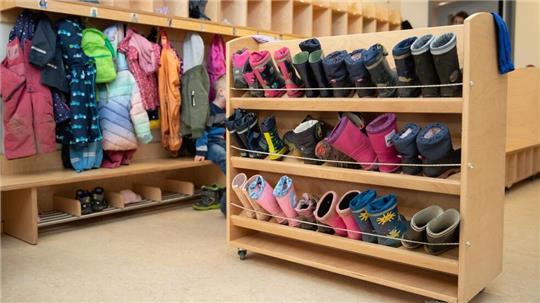 Viele Kinder in Niedersachsen werden einer Studie zufolge in puncto Personalausstattung nicht kindgerecht betreut. (Symbolbild)