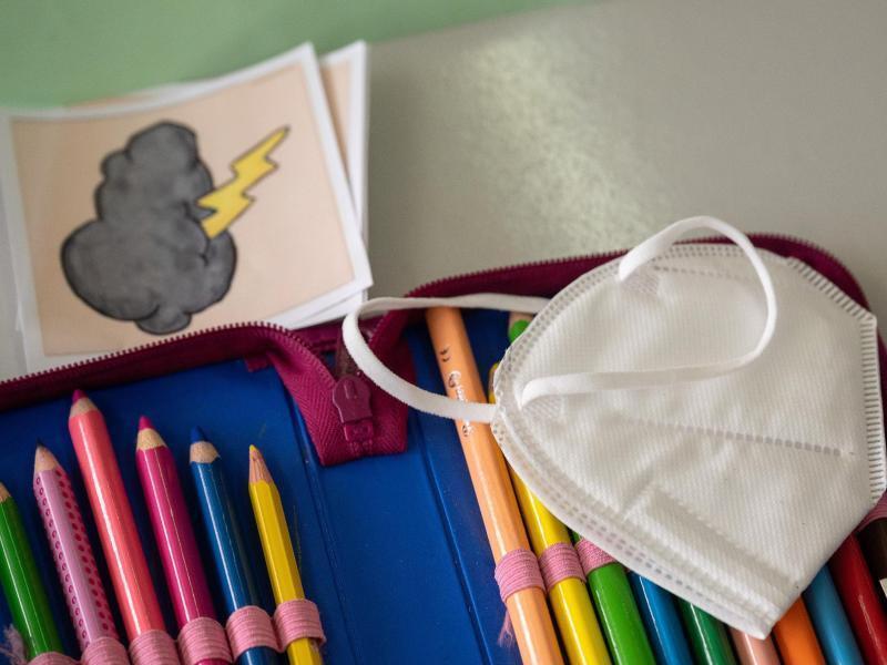 Viele Kinder infizieren sich in der Schule mit dem Coronavirus. Foto: Sebastian Gollnow/dpa