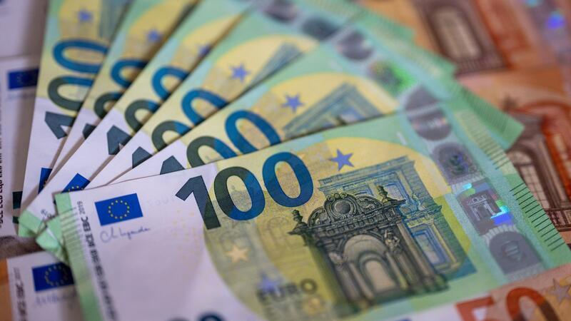 Inflation und Katastrophen: Versicherungen werden teurer Viele Krisen, hohe Inflation: In der Versicherungsbranche werden absehbar die Preise steigen.Fotograf
