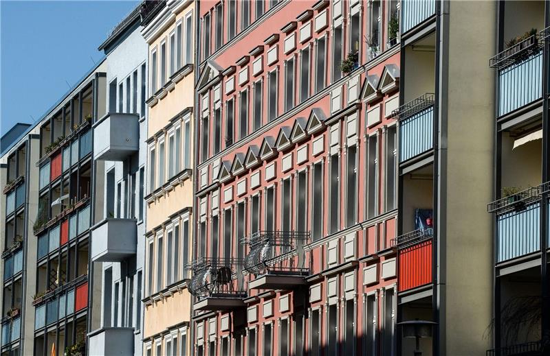 Studie belegt: Hamburger Mieten deutlich niedriger als gedacht Viele Menschen in Deutschland sind mit ihren Wohnkosten überlastet.