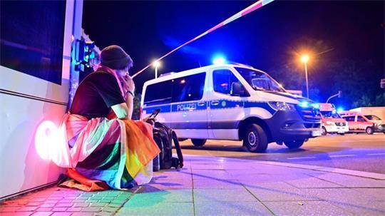Viele Menschen waren geschockt nach dem Vorfall am Rande des CSD.