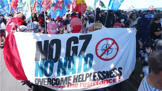 Viele fordern mehr Unterstützung für Palästinenser beim Protestmarsch in Genf.