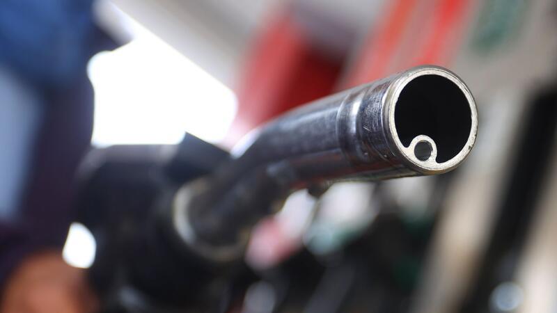 Zweitteuerstes Spritpreisjahr geht zu Ende – Das erwartet Autofahrer 2024 Viele hoffen auf Entspannung bei den Spritpreisen.