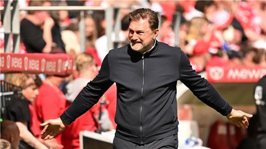 Vieles läuft nicht nach Plan bei Wolfsburgs Trainer Ralph Hasenhüttl
