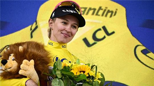 Vier Sekunden Vorsprung: Katarzyna Niewiadoma gewinnt für das deutsche Team Canyon-Sram die Tour.