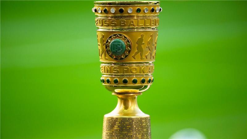 DFB-Pokal: Werder im Free-TV, HSV spielt am Samstag Vier Spiele der Auftaktrunde des DFB-Pokals sind im Free-TV zu sehen.