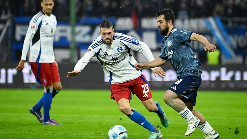 Viereinhalb Jahre für den HSV am Ball und jetzt zurück in Kiel: Jonas Meffert (M)