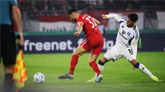Vincenzo Grifo (l.) war auch gegen den HSV wieder einer der besten Freiburger.