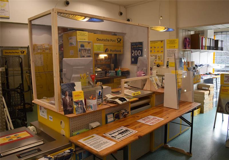 Virenschutz: Die Post in Horneburg öffnet wieder. Foto: Vasel