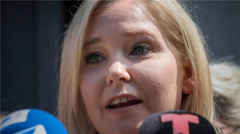 Posthume Abrechnung: Memoiren von Epstein-Opfer angekündigt Virginia Giuffre behauptete, von Prinz Andrew als Minderjährige sexuell missbraucht worden zu sein. Bei einer Zivilklage in den USA einigte sie sich mit dem Royal auf einen Vergleich. (Archivbild)