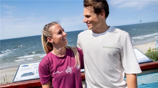 Vivien Wolfs und Kilian Stegmann leben seit einem Jahr auf der Nordseeinsel Baltrum.