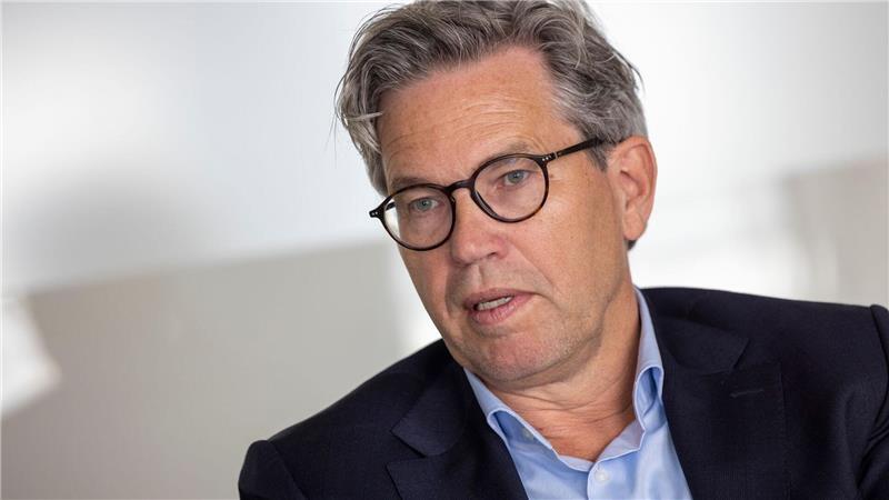 Gigabit-Internet für alle - verbindliche Ziele Vodafone-Deutschlandchef Marcel de Groot setzt auch in der Zukunft auf TV-Kabelanschlüsse für schnelles Internet. (Archivbild)